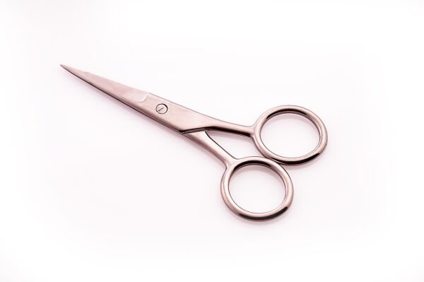 Lancé Professional Manikür, Bıyık Makası