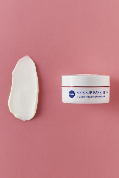 Nivea Kırışıklık Karşıtı Sıkılaştırıcı Yüz Kremi 50 ml